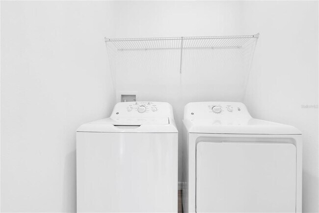 Building Photo - 10881 Molasses Wy