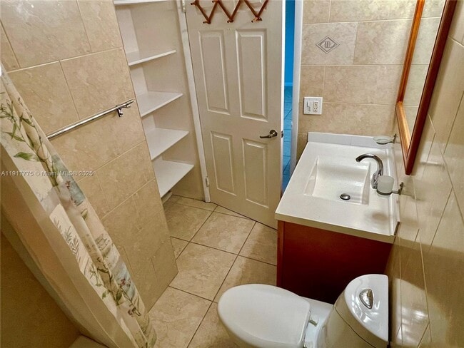 Building Photo - 7210 Southgate Blvd