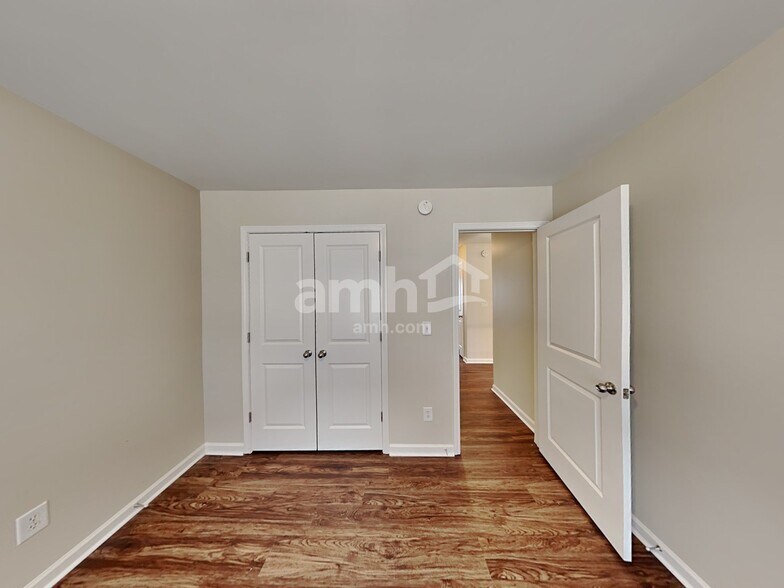 Building Photo - 1396 Revel Cove Dr SW