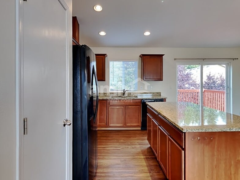 Building Photo - 6321 41st St NE