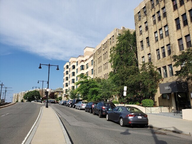 Building Photo - 1666 Commonwealth Ave