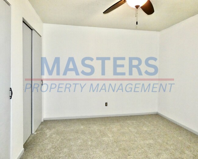 Building Photo - 3 Bedroom House for Rent