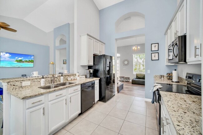 Building Photo - 4168 Oak Tree Dr