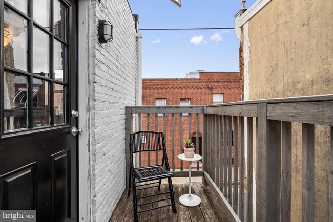 Building Photo - 2024 S 12th St