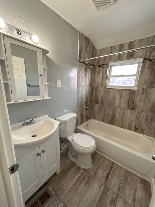 Building Photo - 1409 Nicolay Way