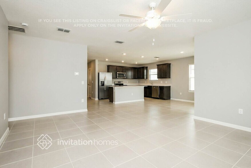 Building Photo - 627 Mariana Ct