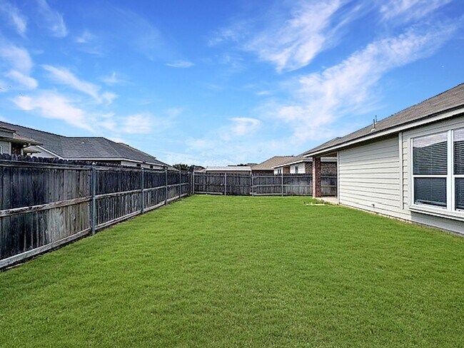 Building Photo - 9716 Minton Dr