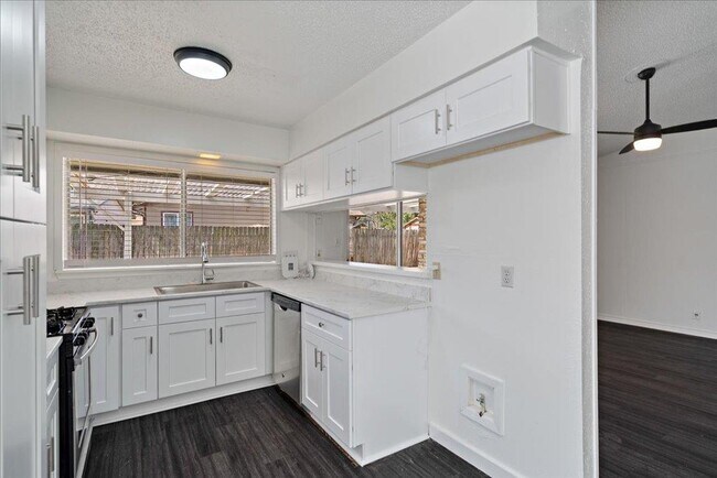 Building Photo - 12306 Hickorystick Cove