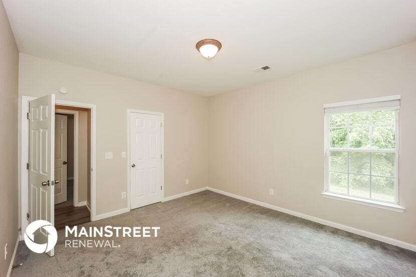 Building Photo - 5517 Jerome Rd