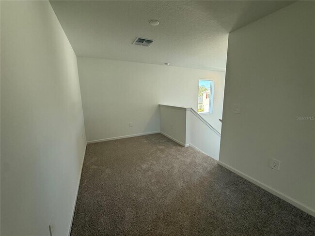 Building Photo - 8485 SW 41st Cir