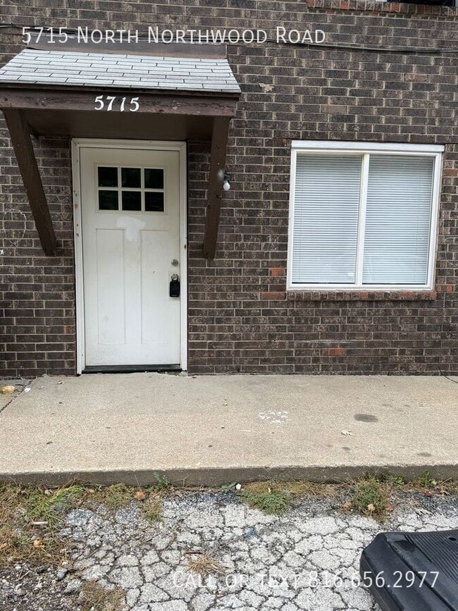 Primary Photo - 5715 N Northwood Rd