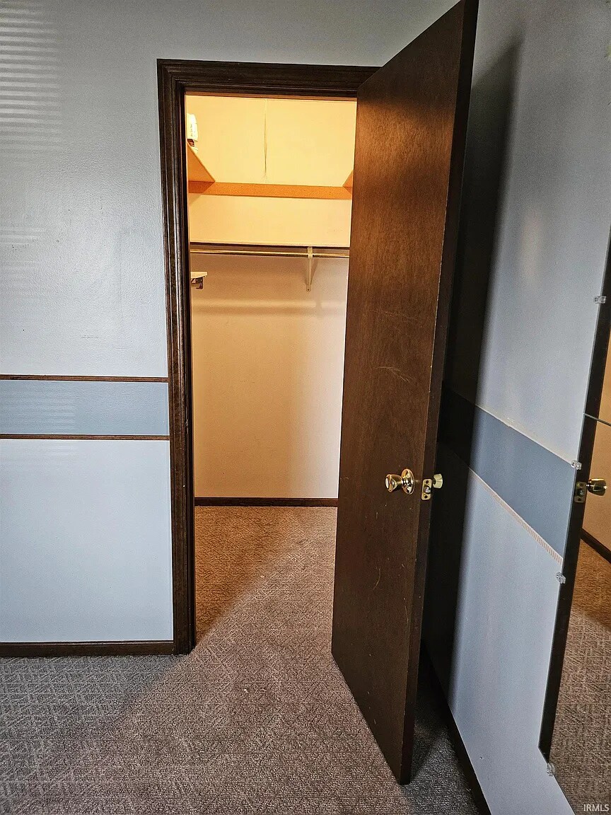 Building Photo - 1330 Springbrook Rd