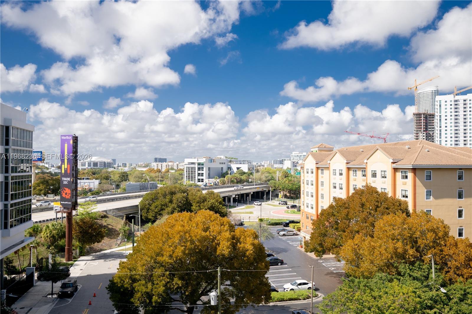 Building Photo - 201 SW 17th Rd