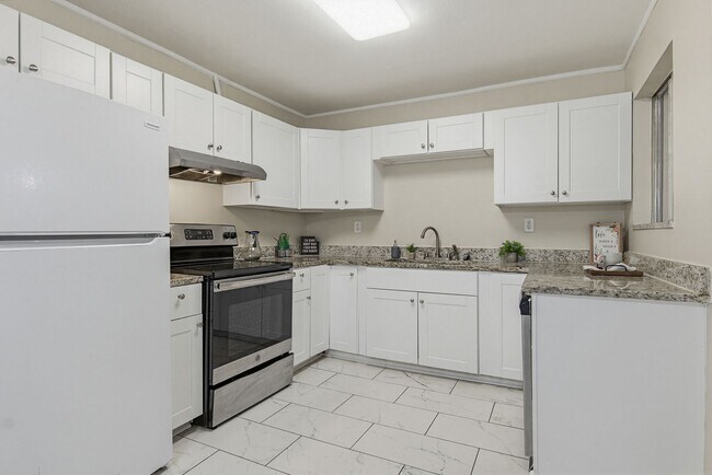 Building Photo - 1095 Texas Pkwy
