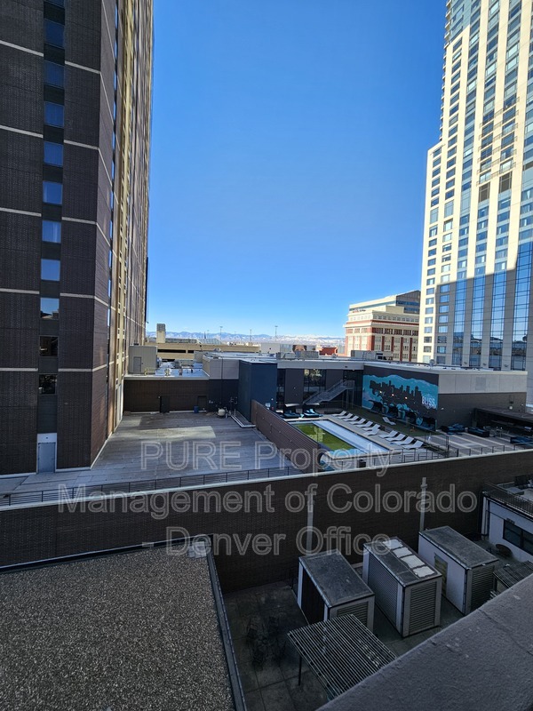 Building Photo - 1020 15th St