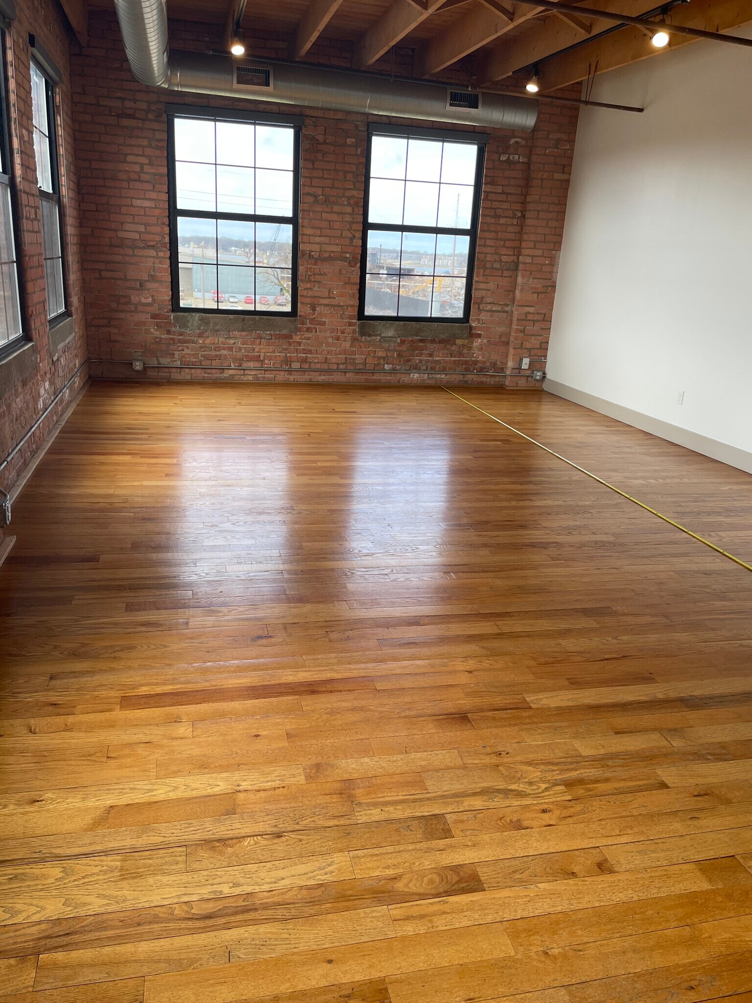 Living Area - 146 S River Ave