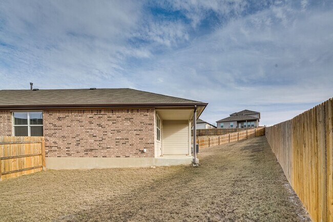 Building Photo - 152 Docile Lp