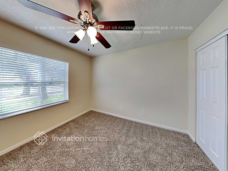 Building Photo - 9419 SW 18th St