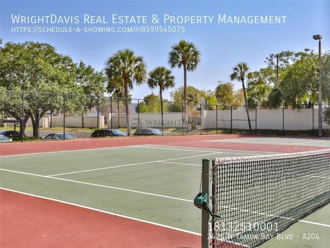 Building Photo - 2424 W Tampa Bay Blvd