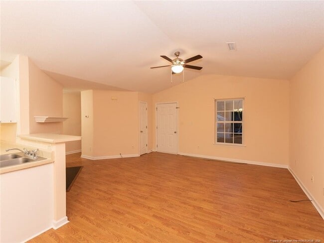 Building Photo - 404 Homestead Park Dr