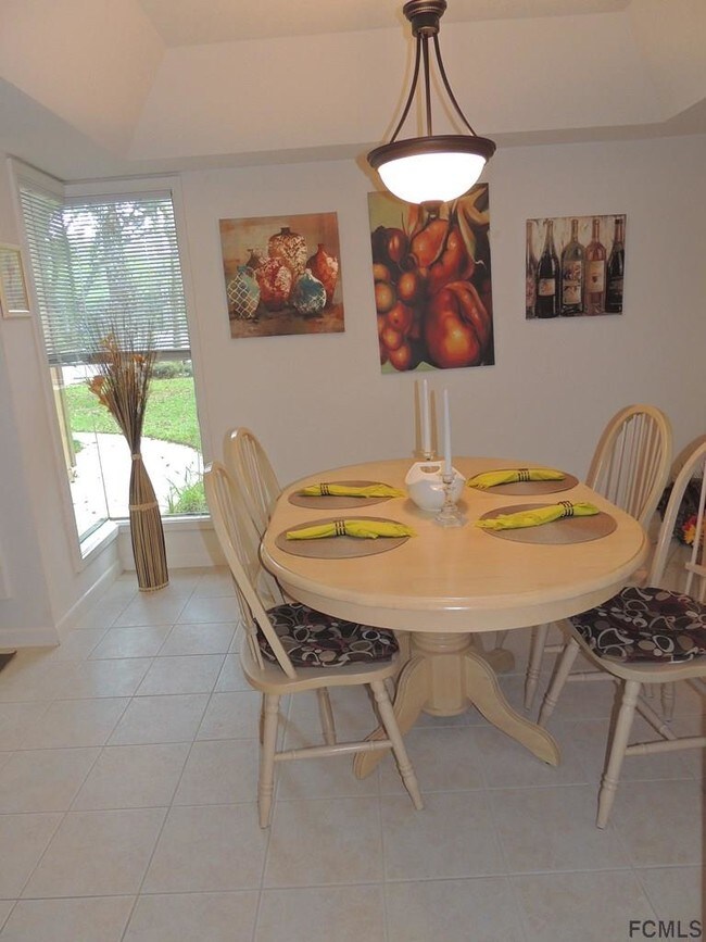 Building Photo - 13 Broadmore Cir