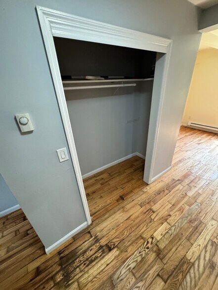 Building Photo - 35 Highland Ave