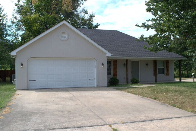 Building Photo - 607 Winterway Dr.
