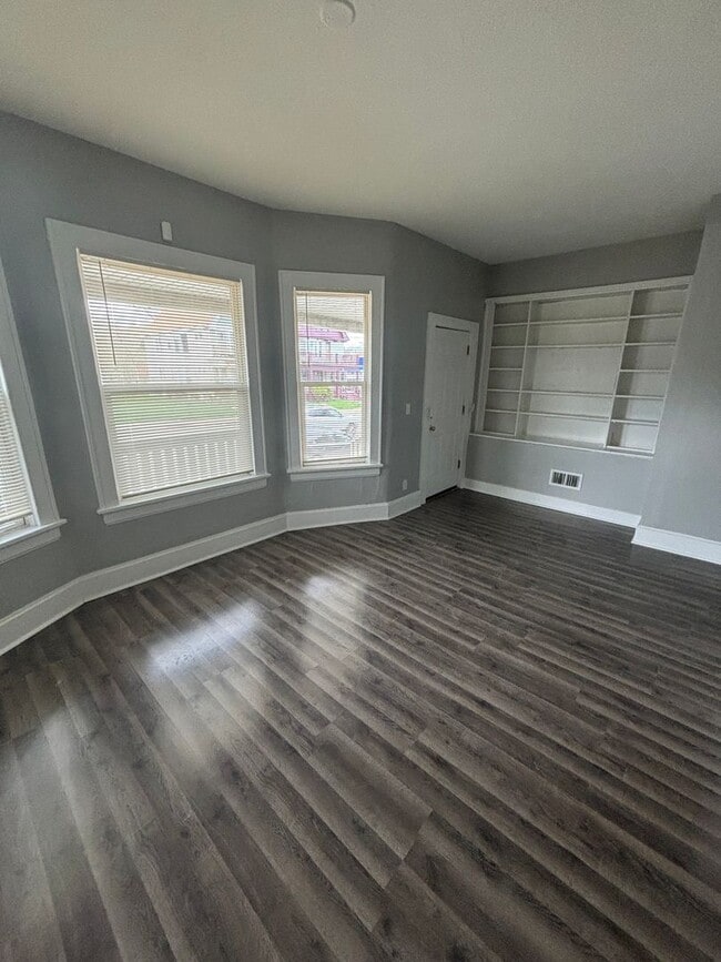 Building Photo - 2146 N 35th St