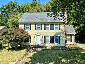 Building Photo - 9211 Robert Frost Ln