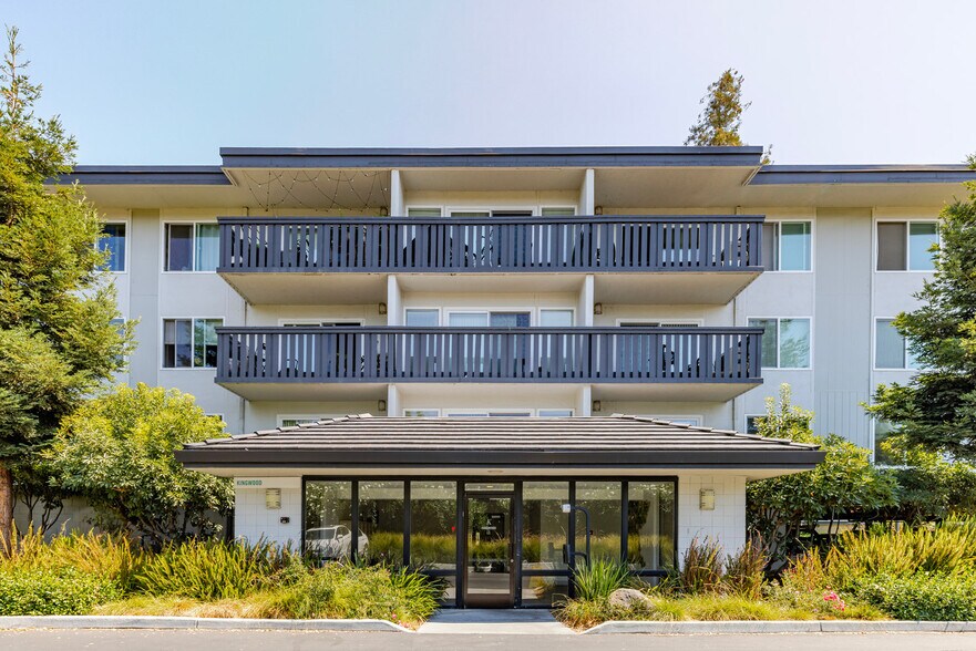 Building Photo - 655 S Fair Oaks Ave