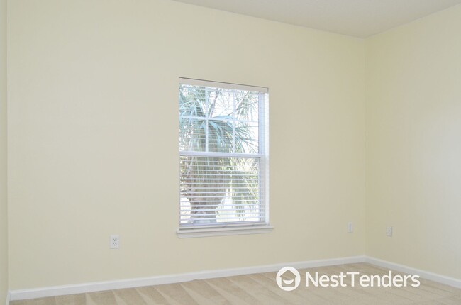 Building Photo - Three Bedroom Southside Jacksonville Condo!