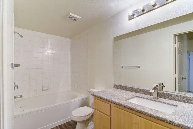 Building Photo - 6955 N Durango Dr