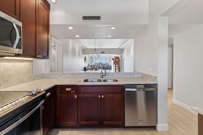Building Photo - 701 Seafarer Cir