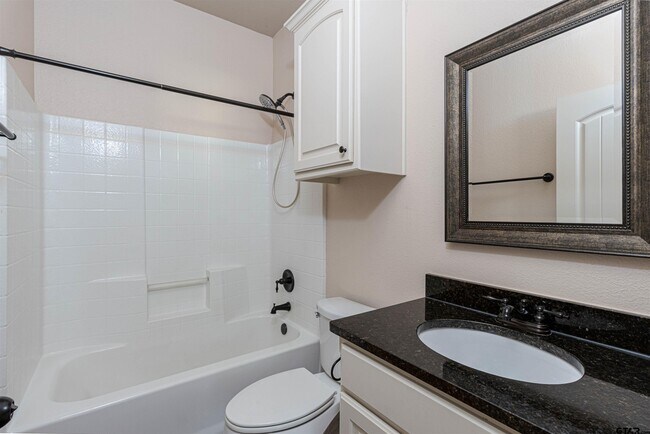 Building Photo - 3009 Santa Elena Dr