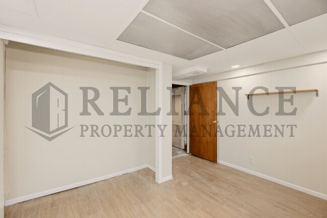 Building Photo - 737 S Lorraine Ave