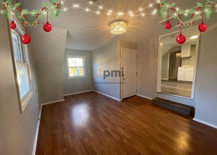 Building Photo - 8000 Lake Shore Dr