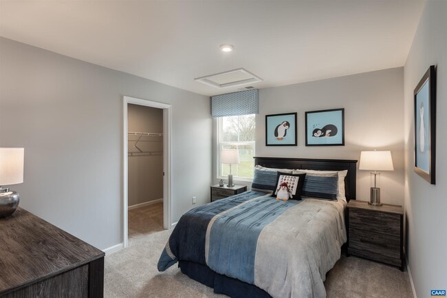 Building Photo - 163 ARCHES Ln