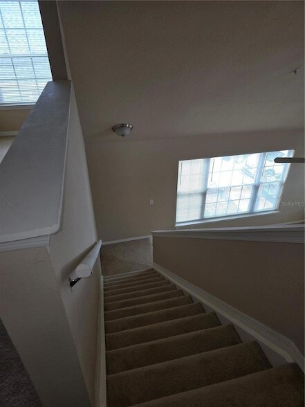 Building Photo - 5601 Rosehill Rd