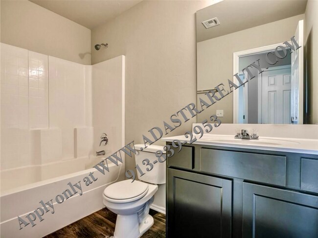 Building Photo - BRAND NEW!! Beautiful 3 Bed 2 Bath Home in...