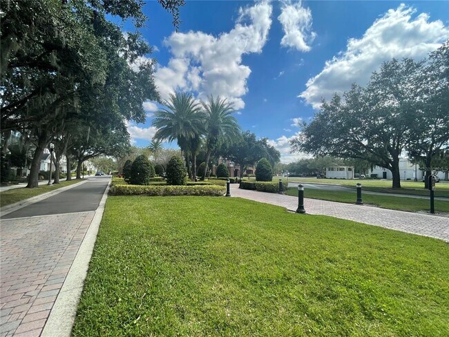 Building Photo - 1294 Tarflower Dr