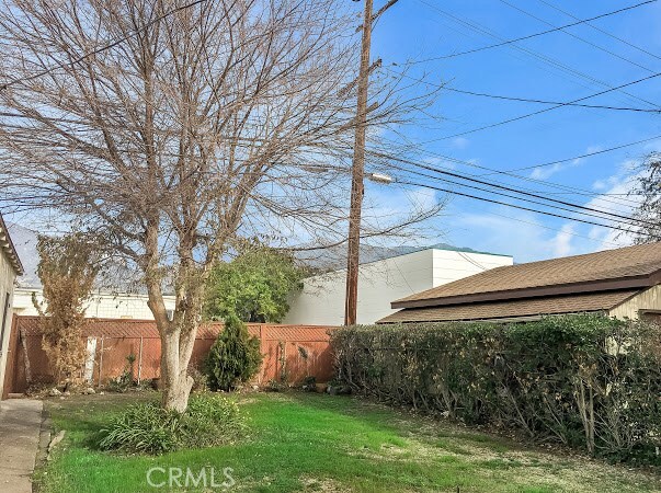 Building Photo - 151 Laurel Ave