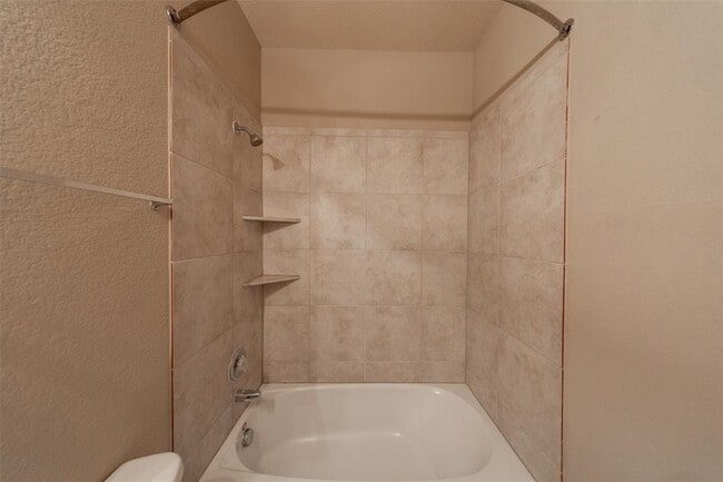 Building Photo - 3511 Goldleaf Trail Dr