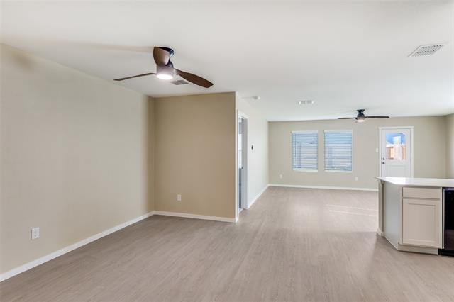 Building Photo - 622 Montclair Ave