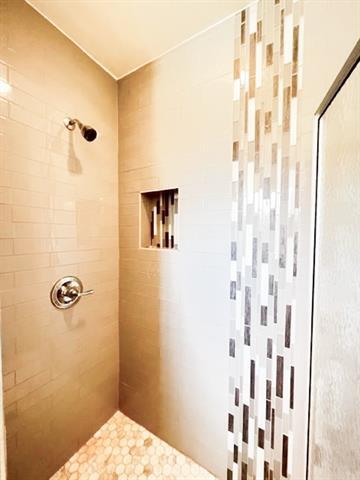 Building Photo - 6461 Danbury Ln