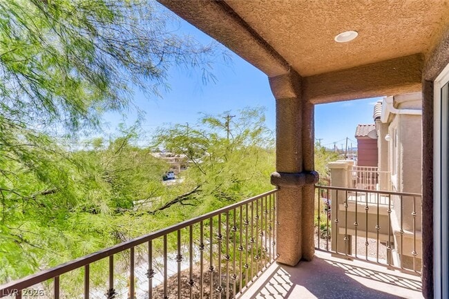 Building Photo - 1735 Ferrell St