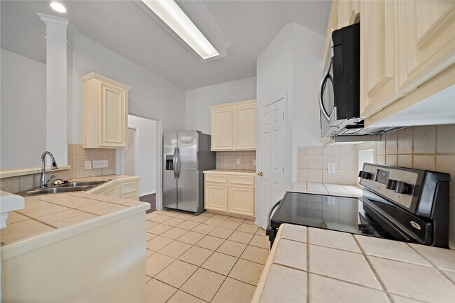 Building Photo - 3610 Darby Ct