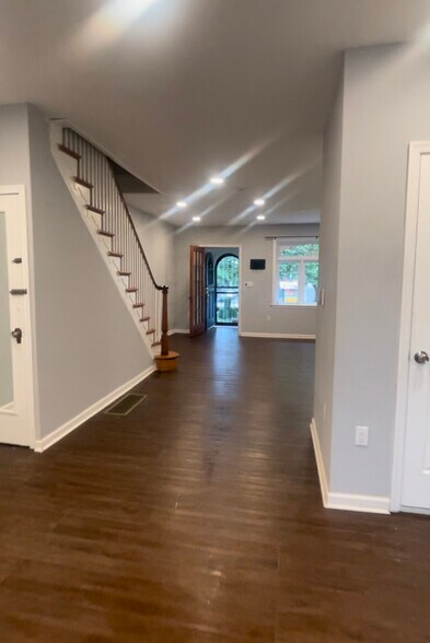 Building Photo - 4551 Cottman Ave