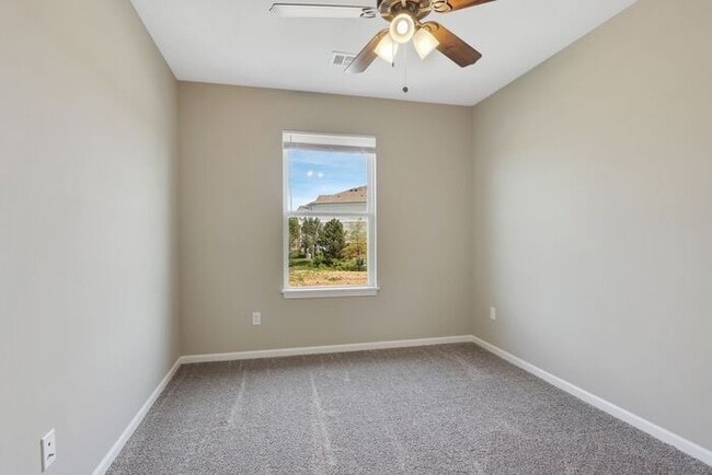 Building Photo - Serrano Townhomes: Where Comfort Meets Con...