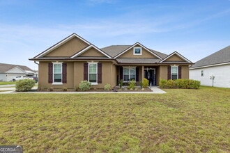 Building Photo - 145 Verano St