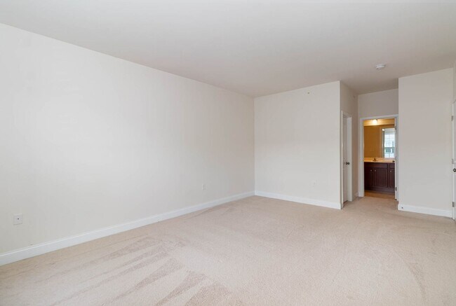 Building Photo - 782 Whitetail Dr